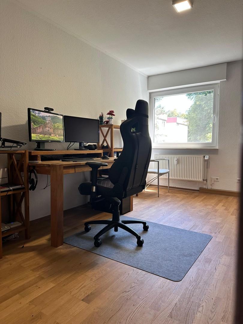 Arbeits- / Kinderzimmer
