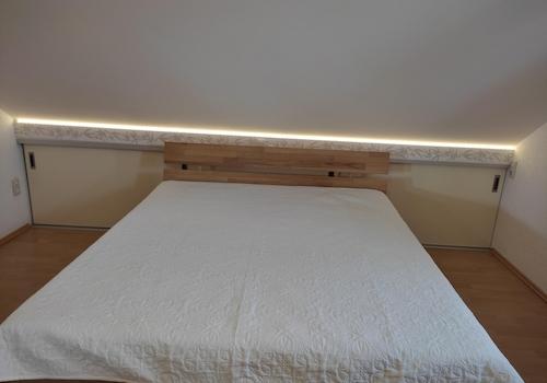 Schlafzimmer, Einbauschrank OG