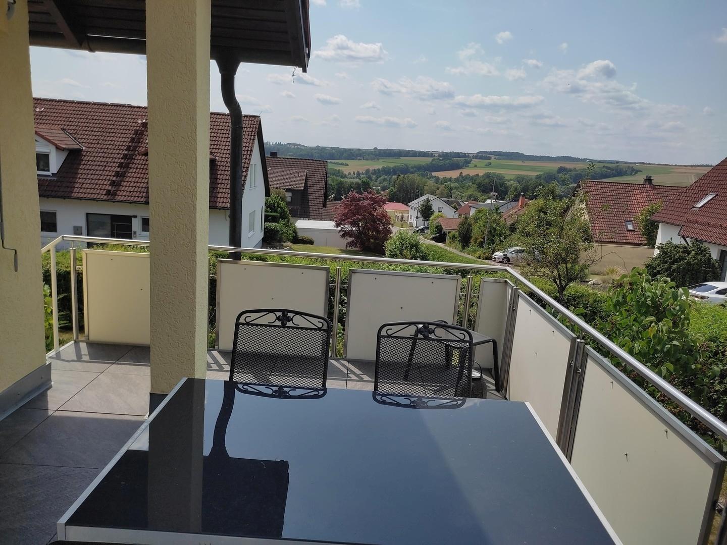 Balkon mit Gartentreppe