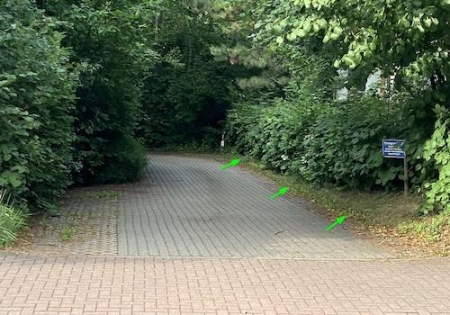 Zugang Süd, neben Privatstraße