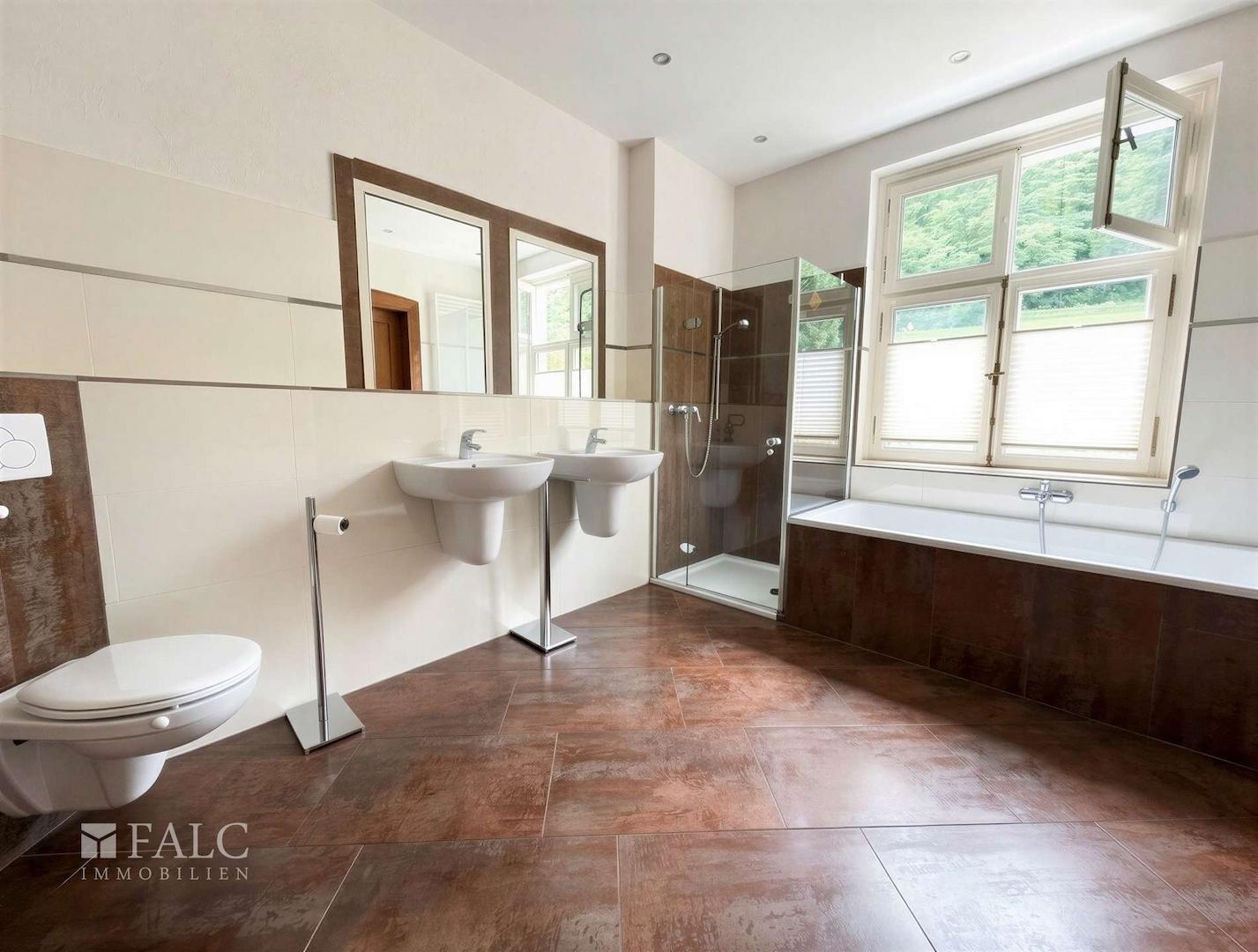 Badezimmer EG