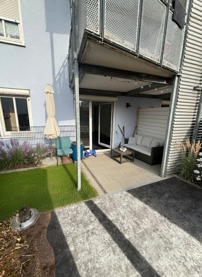 Terrasse mit Garten
