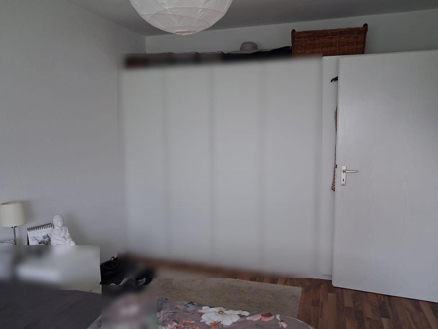 Schlafzimmer Bild 1
