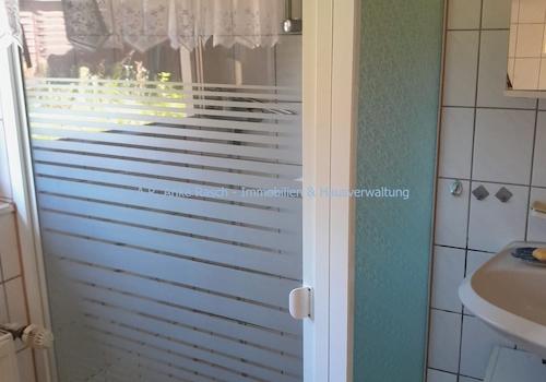Dusche im Bad