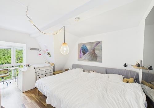 sehr großes Elternschlafzimmer