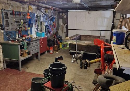 Garage