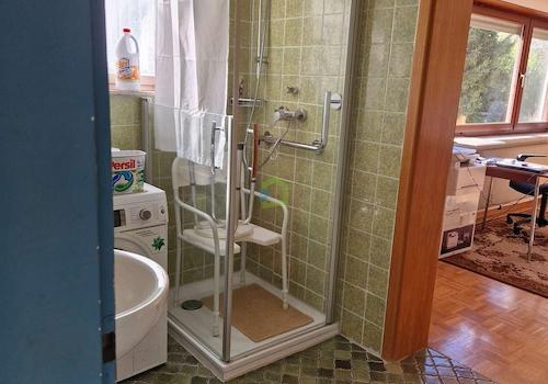 Badezimmer EG