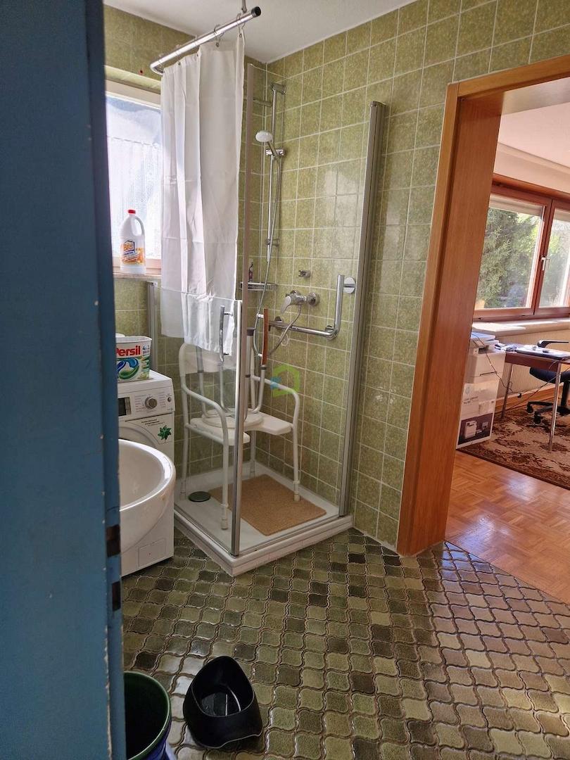 Badezimmer EG