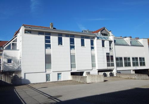 Gebäuderückseite