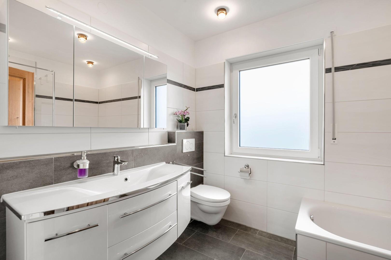 Badezimmeransicht 1