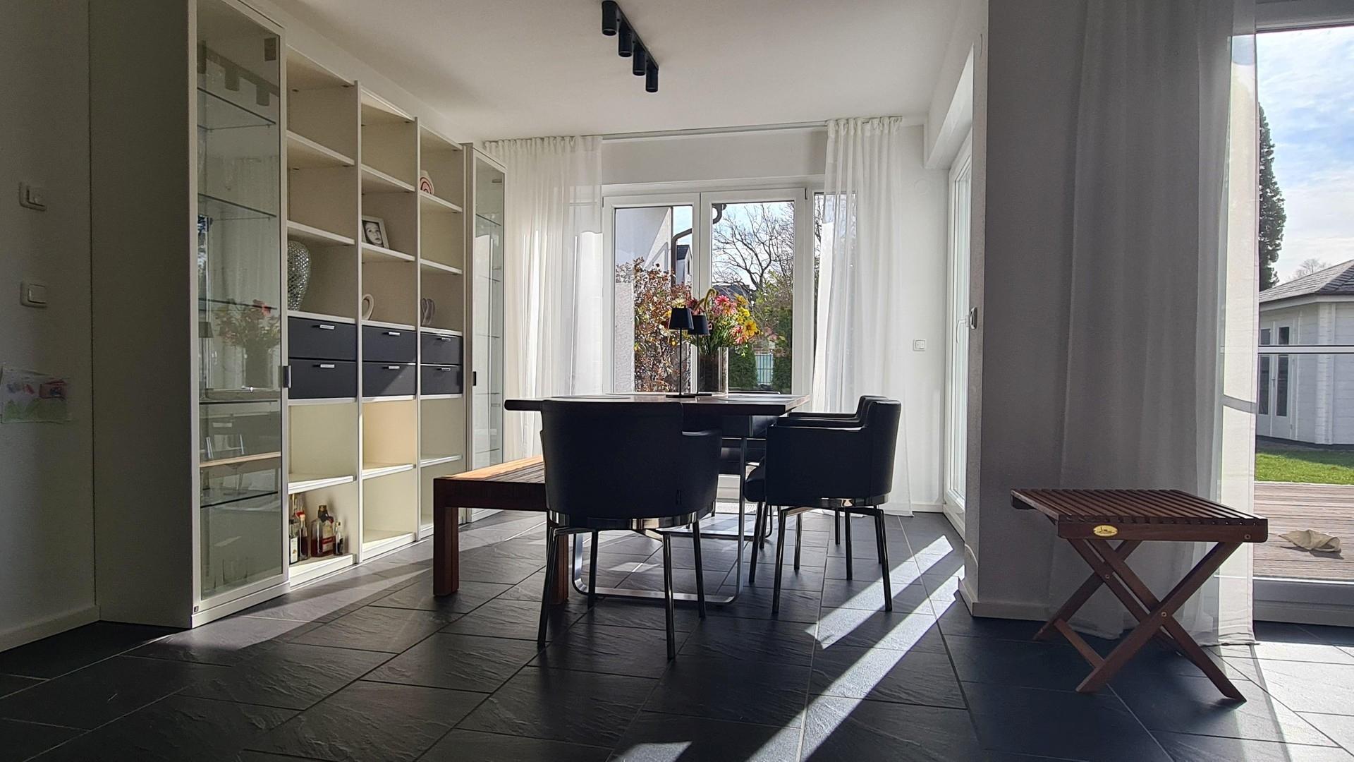 Bild-04-Wohnzimmer