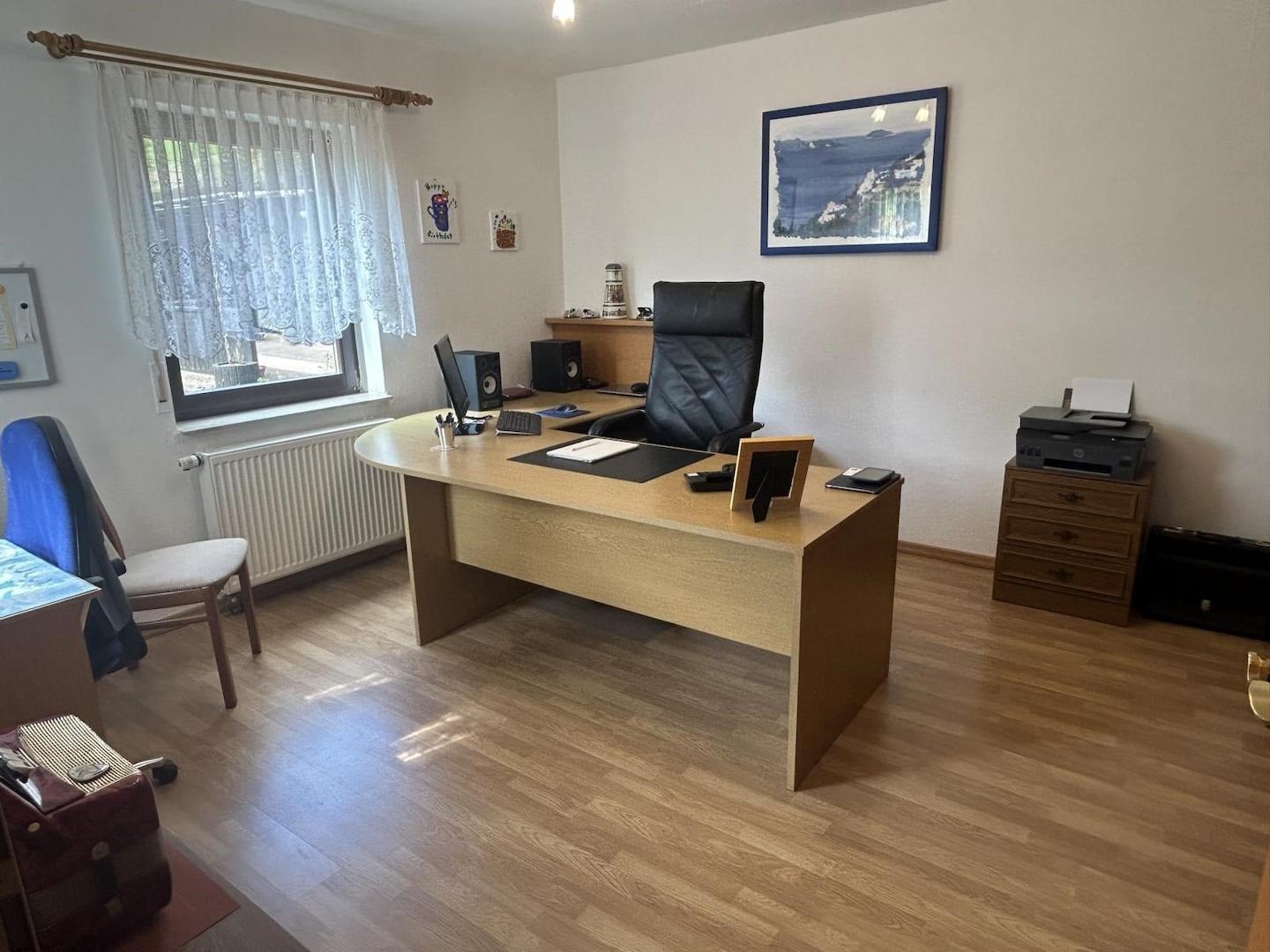 Nr. 55 - Büro im KG