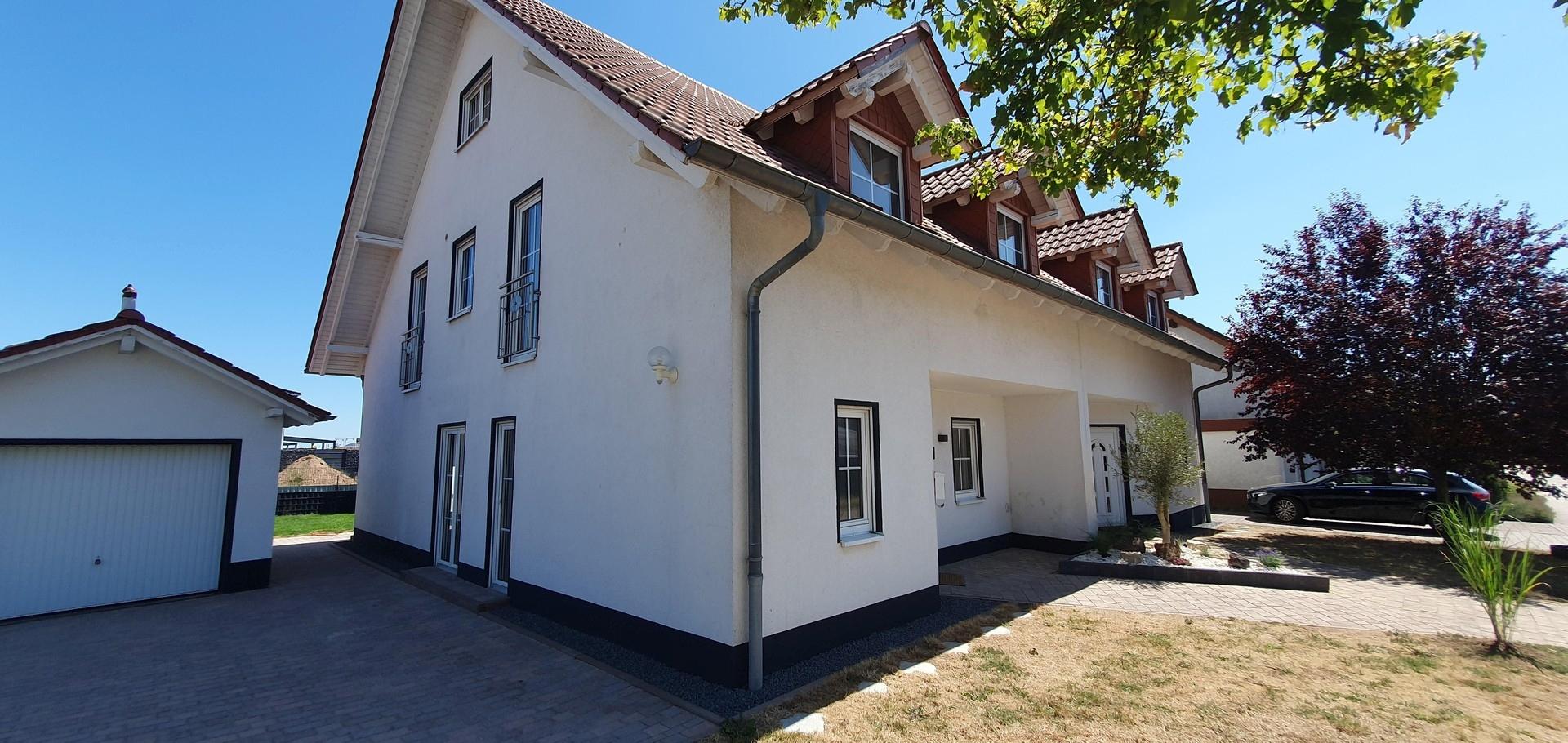 Haus (seitlich)