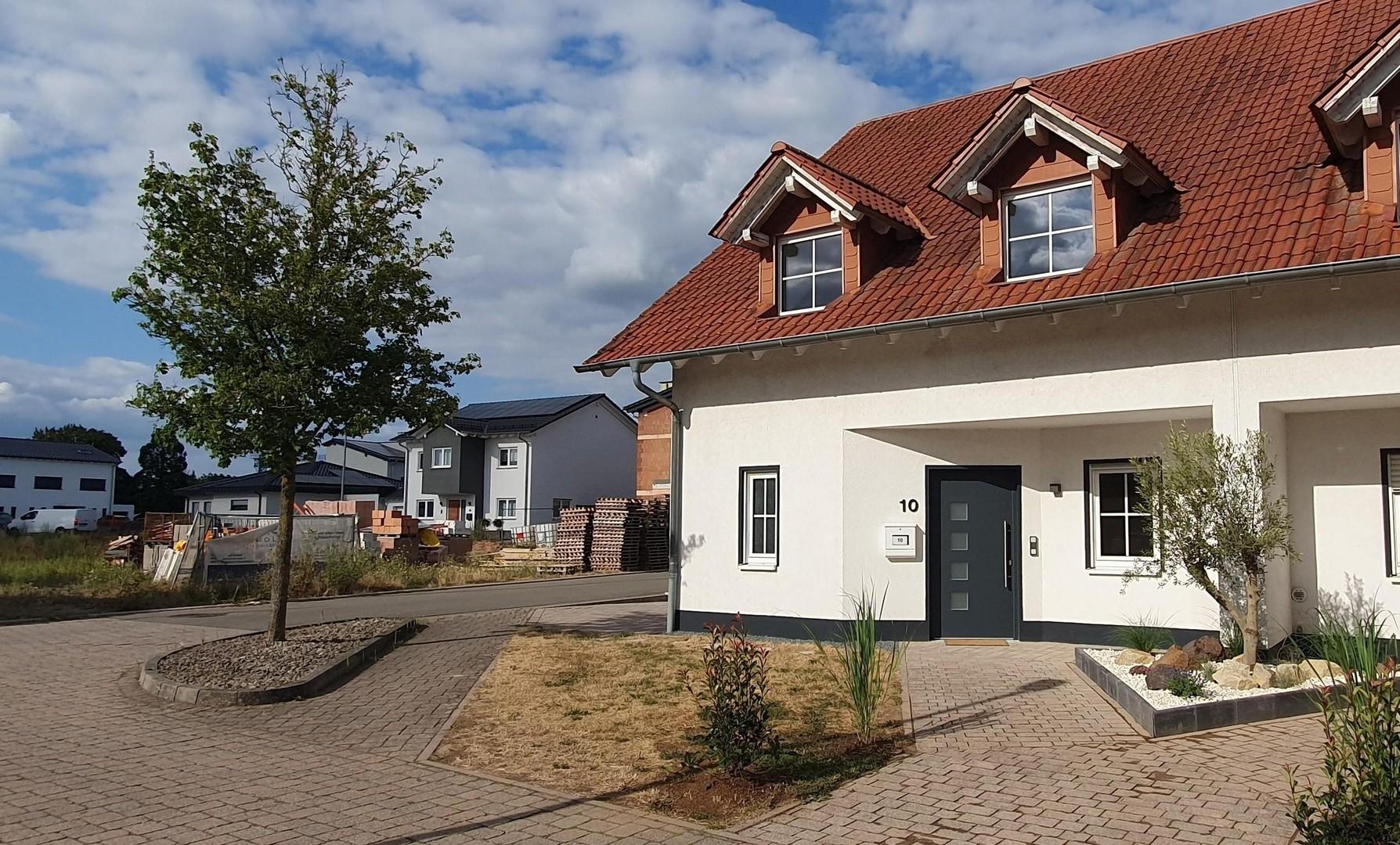 Haus (frontal)