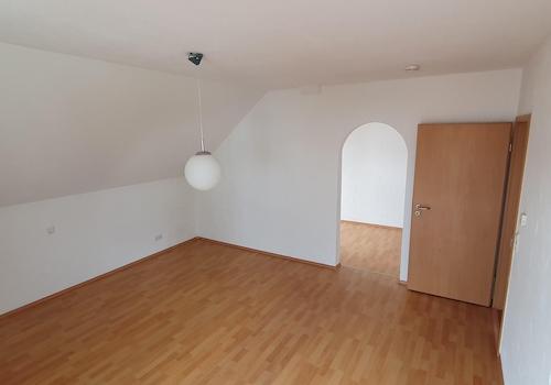 Schlafzimmer mit Ankleideraum