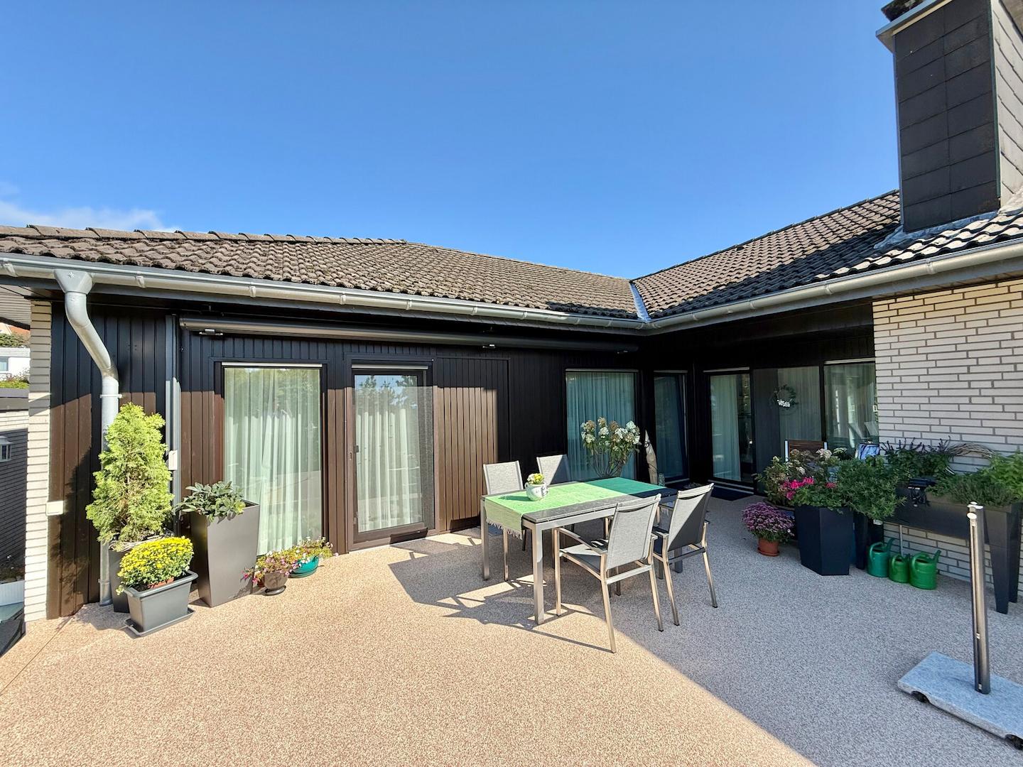 Südterrasse