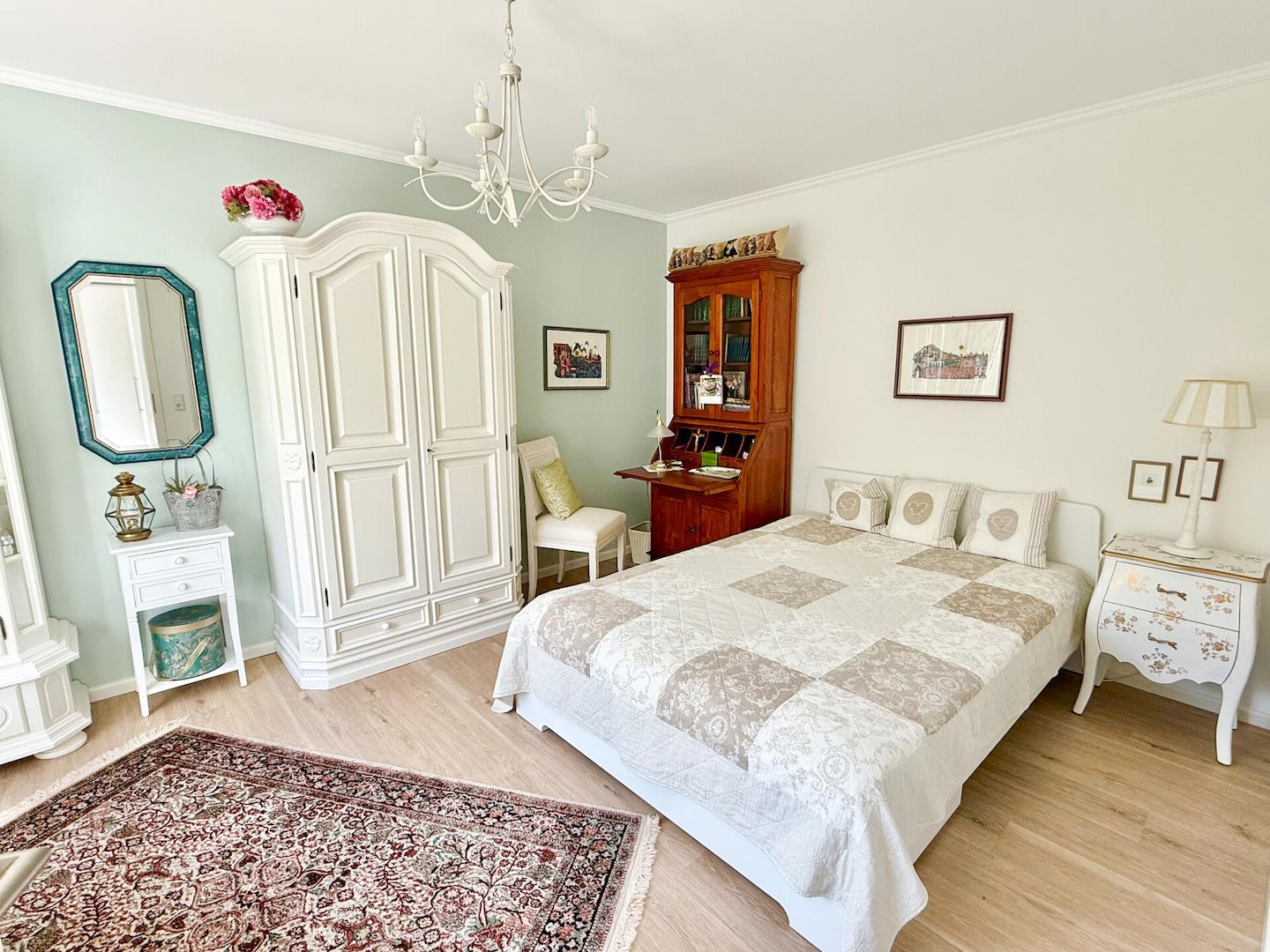 UG Schlafzimmer