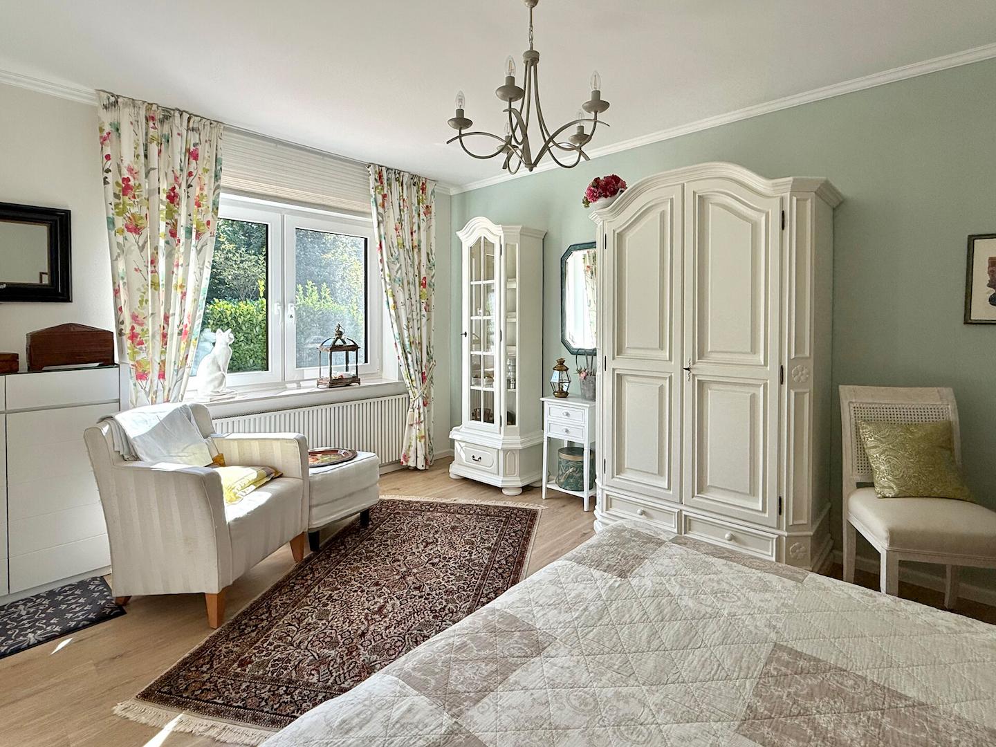 UG Schlafzimmer