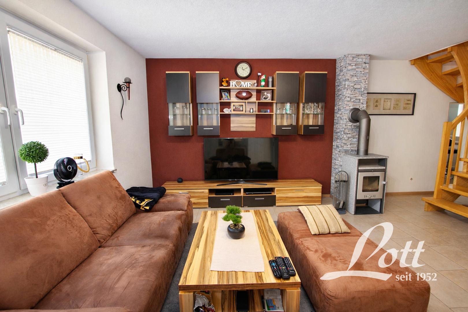 Wohn- und Esszimmer Wohnung Nr. 1