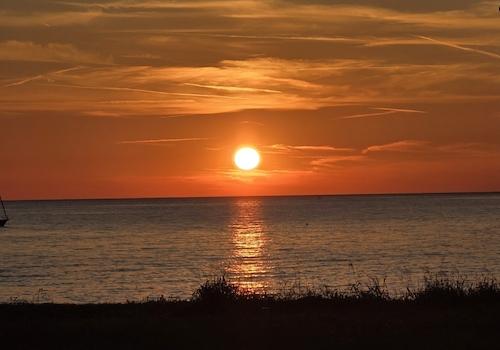 Sonnenuntergang am Strand von Zambratija
