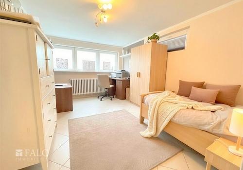 Schlafzimmer KG