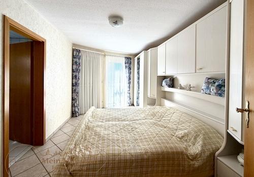 Einliegerwohnung Schlafzimmer