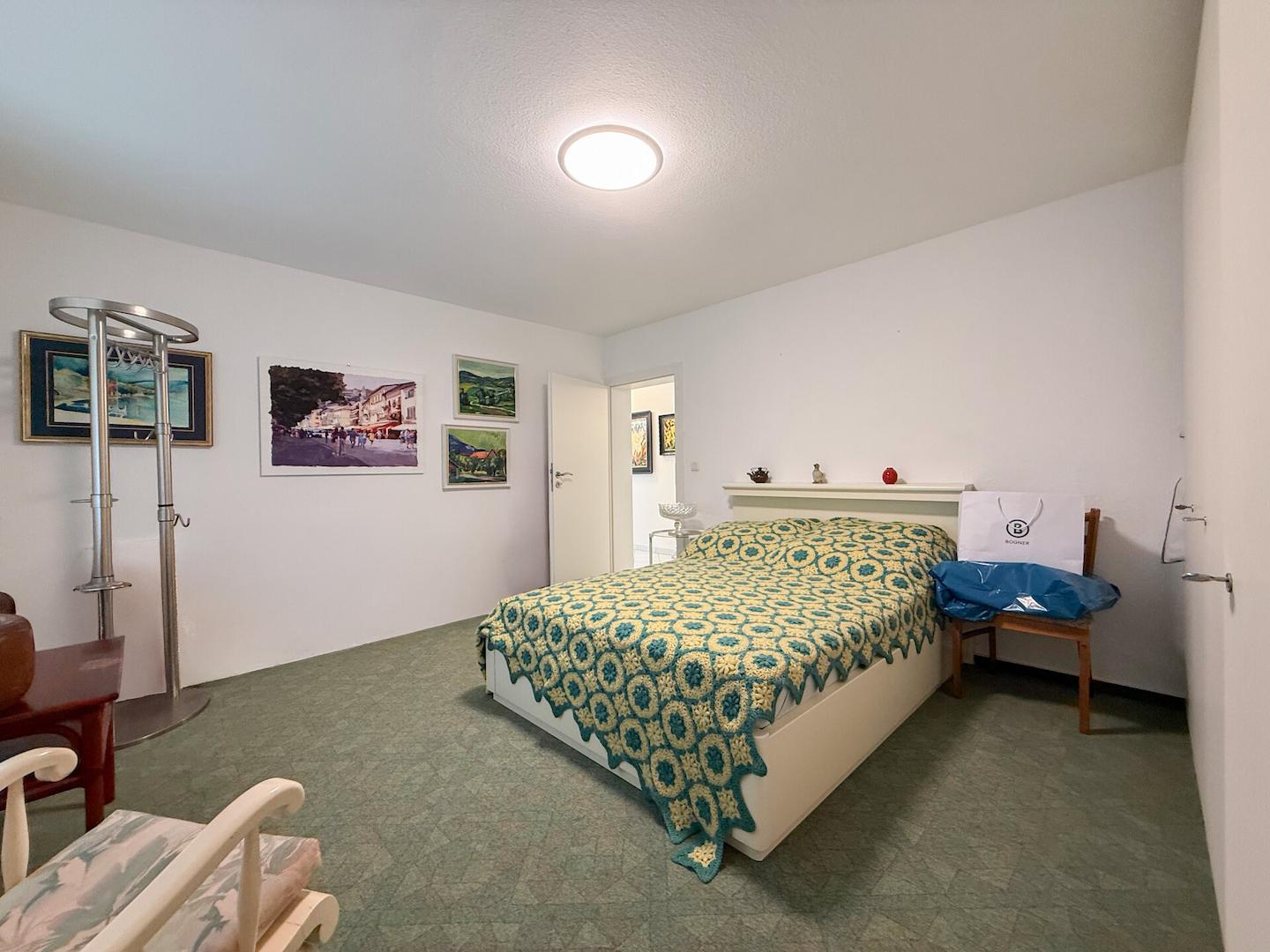 Schlafzimmer UG