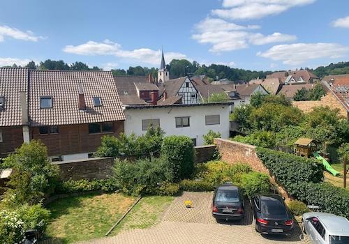 Hof mit Stellplatz