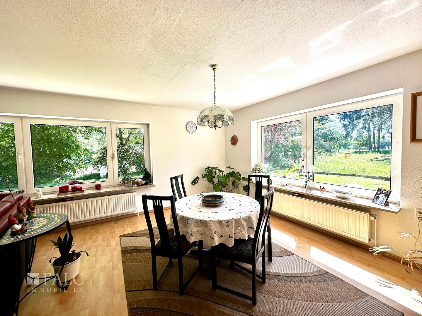 Essbereich im Wohnzimmer EG