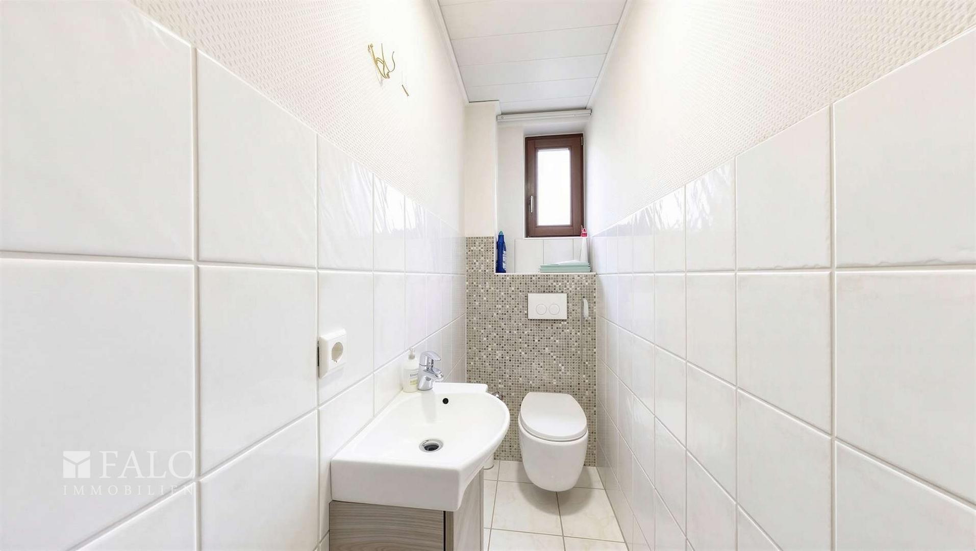 1. OG Gäste-WC 
