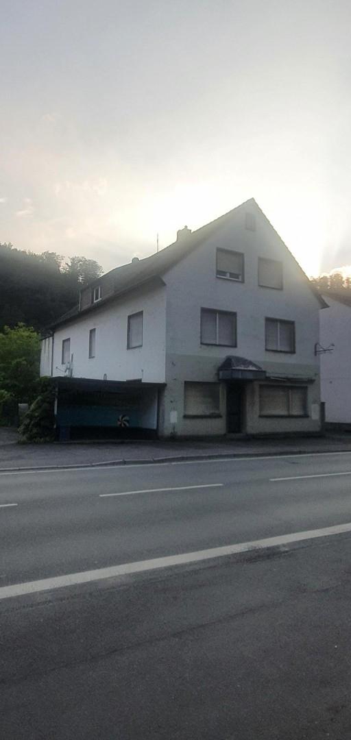 Strassenansicht 2