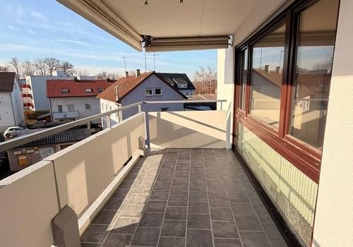Neu modernisierter Balkon
