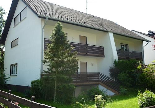 Gartenseite  (rechte Seite)