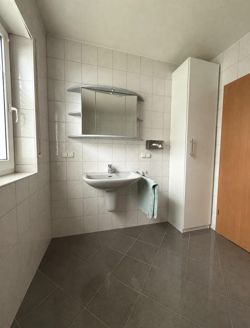 1.OG Badezimmer 1.1