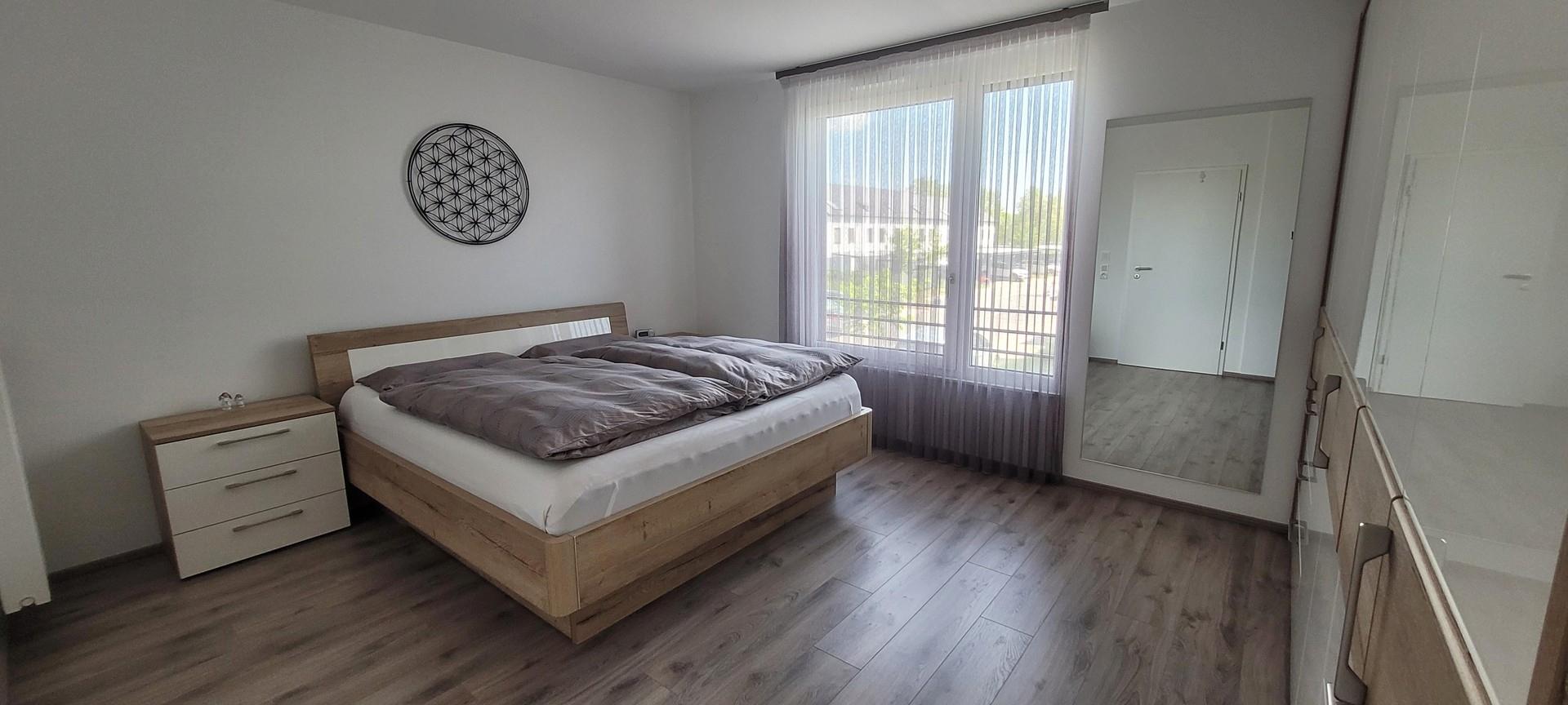 Schlafzimmer - 1. OG