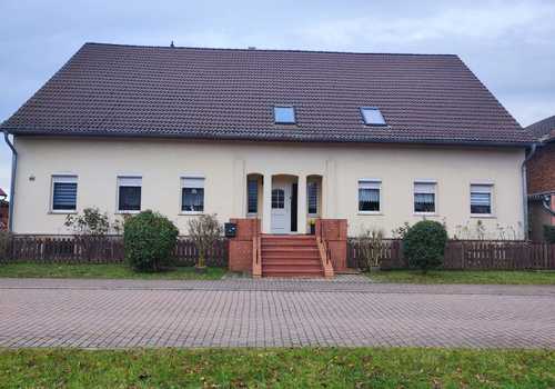 Hausansicht Strasse