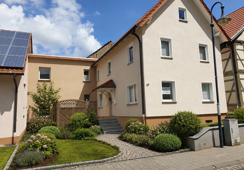Mögl. Garten Hofansicht (KI)