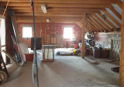 Ausbaufähiges OG Garage