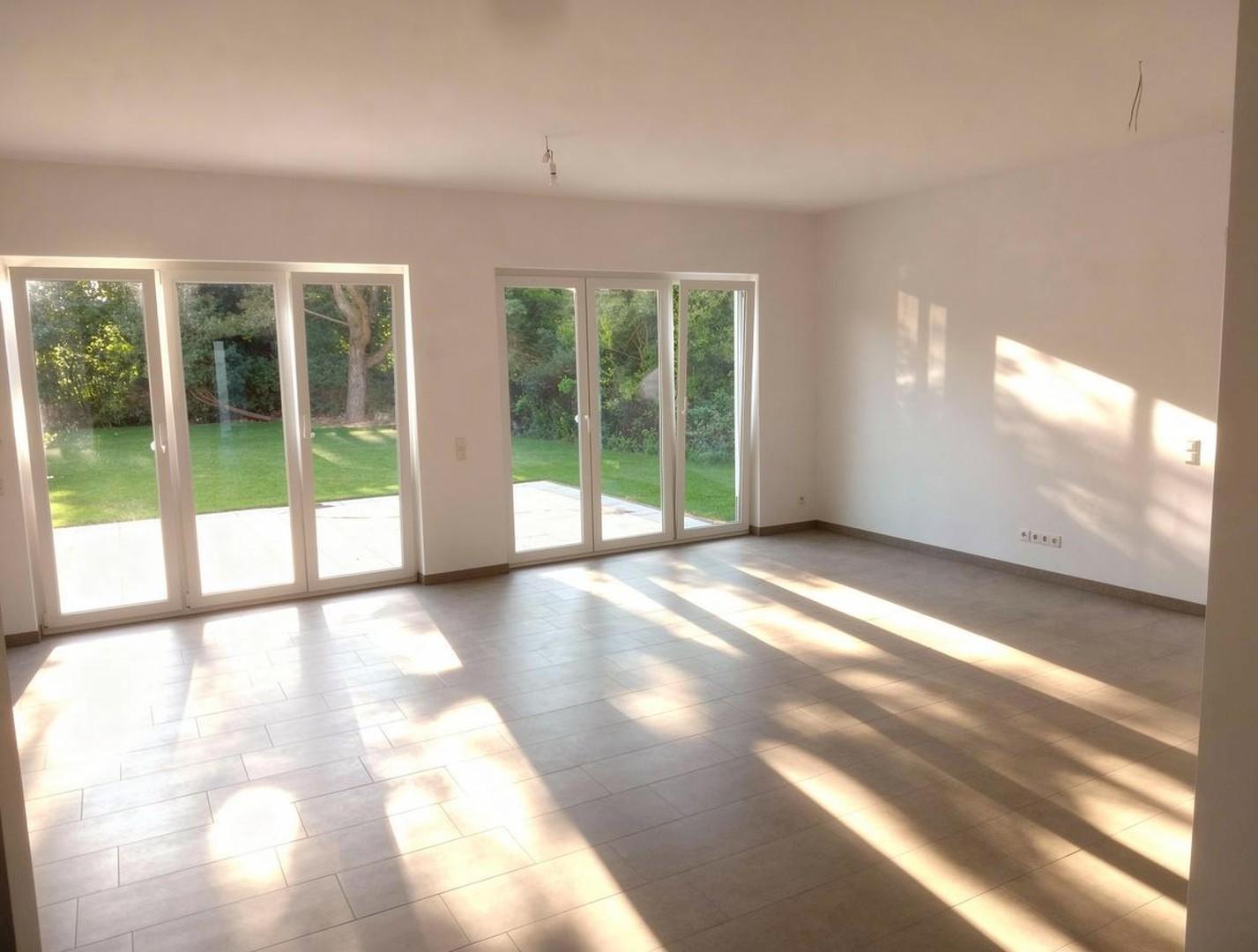 EG - Wohnzimmer - leer