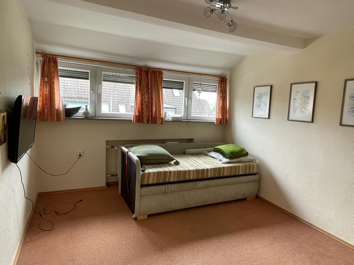 Schlafzimmer 1. OG 