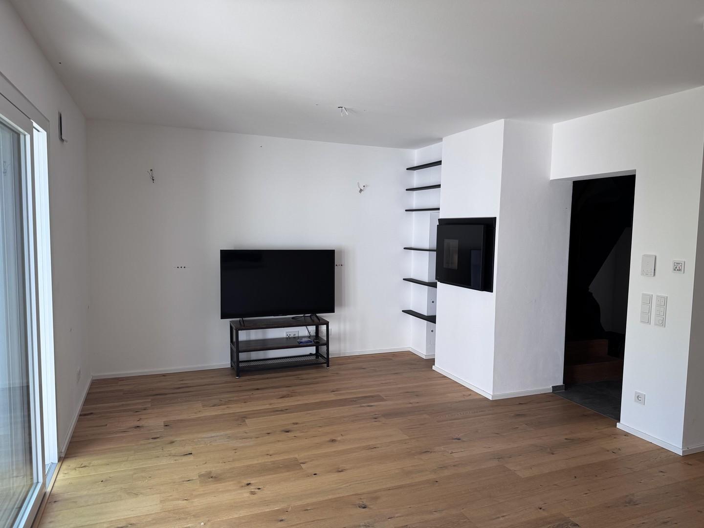 Wohnzimmer im Erdgeschoss mit 