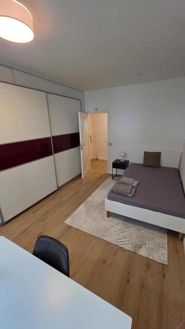 Zimmer 1