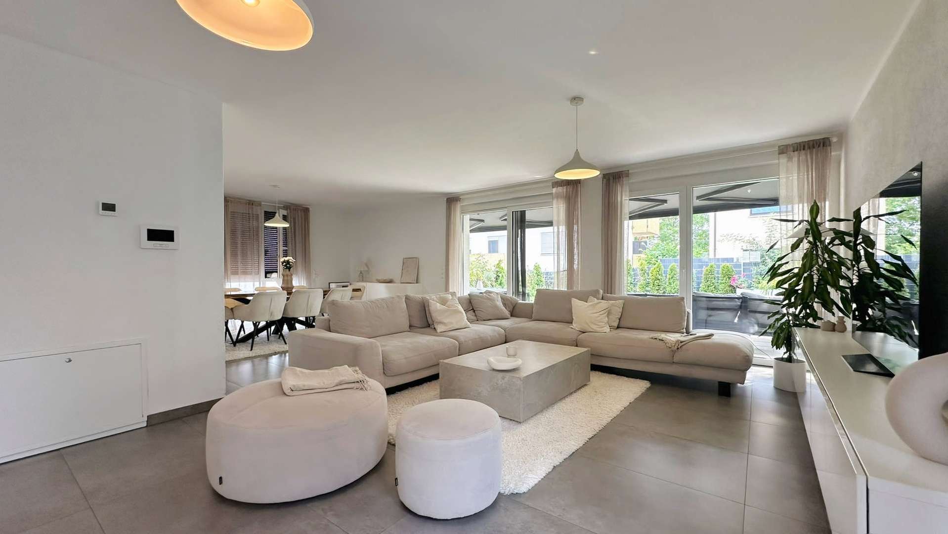 EG Wohnzimmer (1)