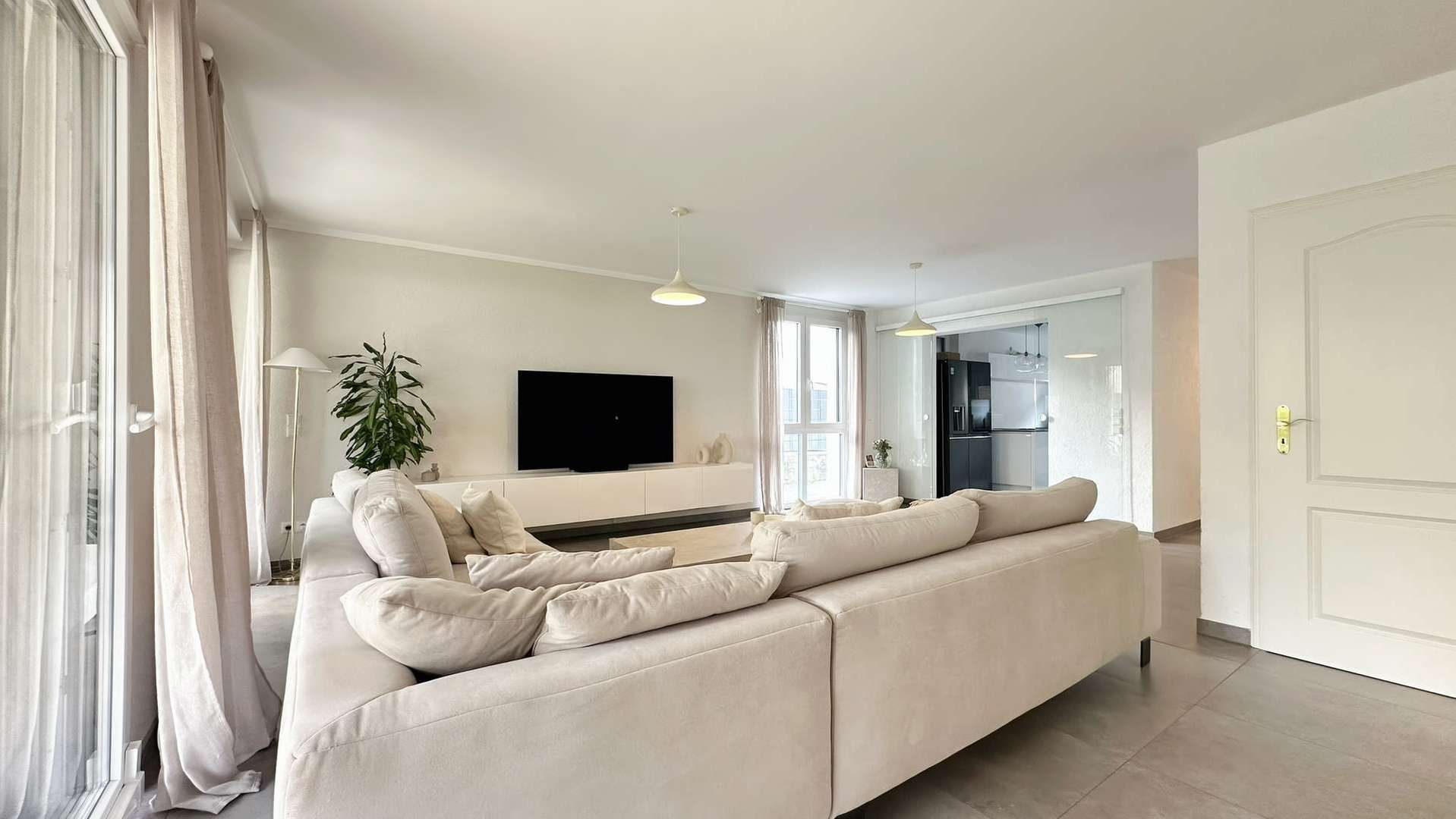 EG Wohnzimmer (3)