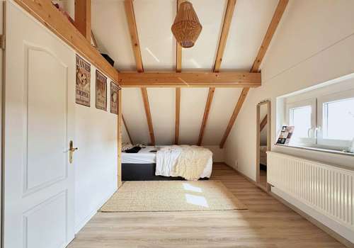 DG 4.Schlafzimmer (1)