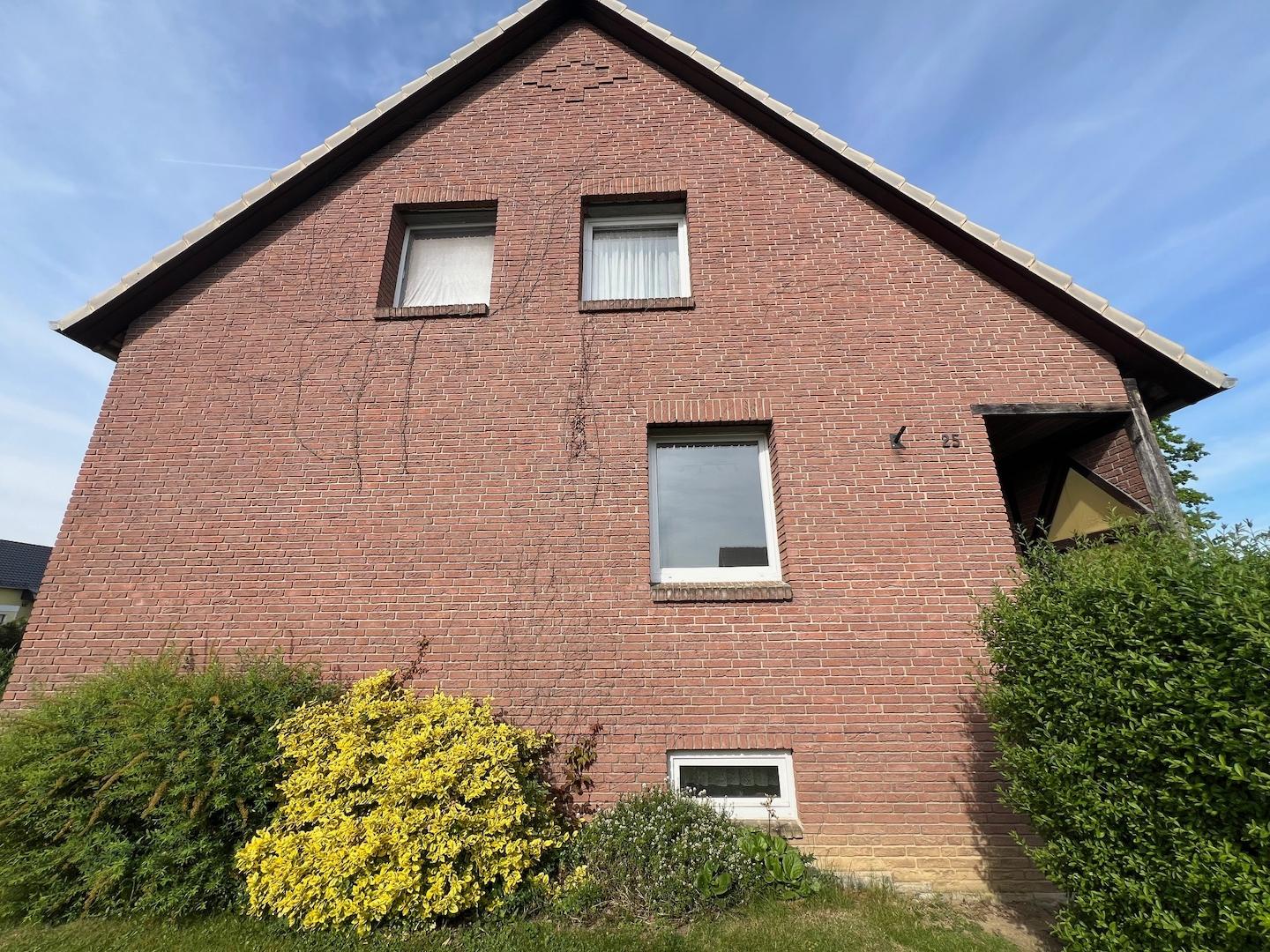 Straßenansicht