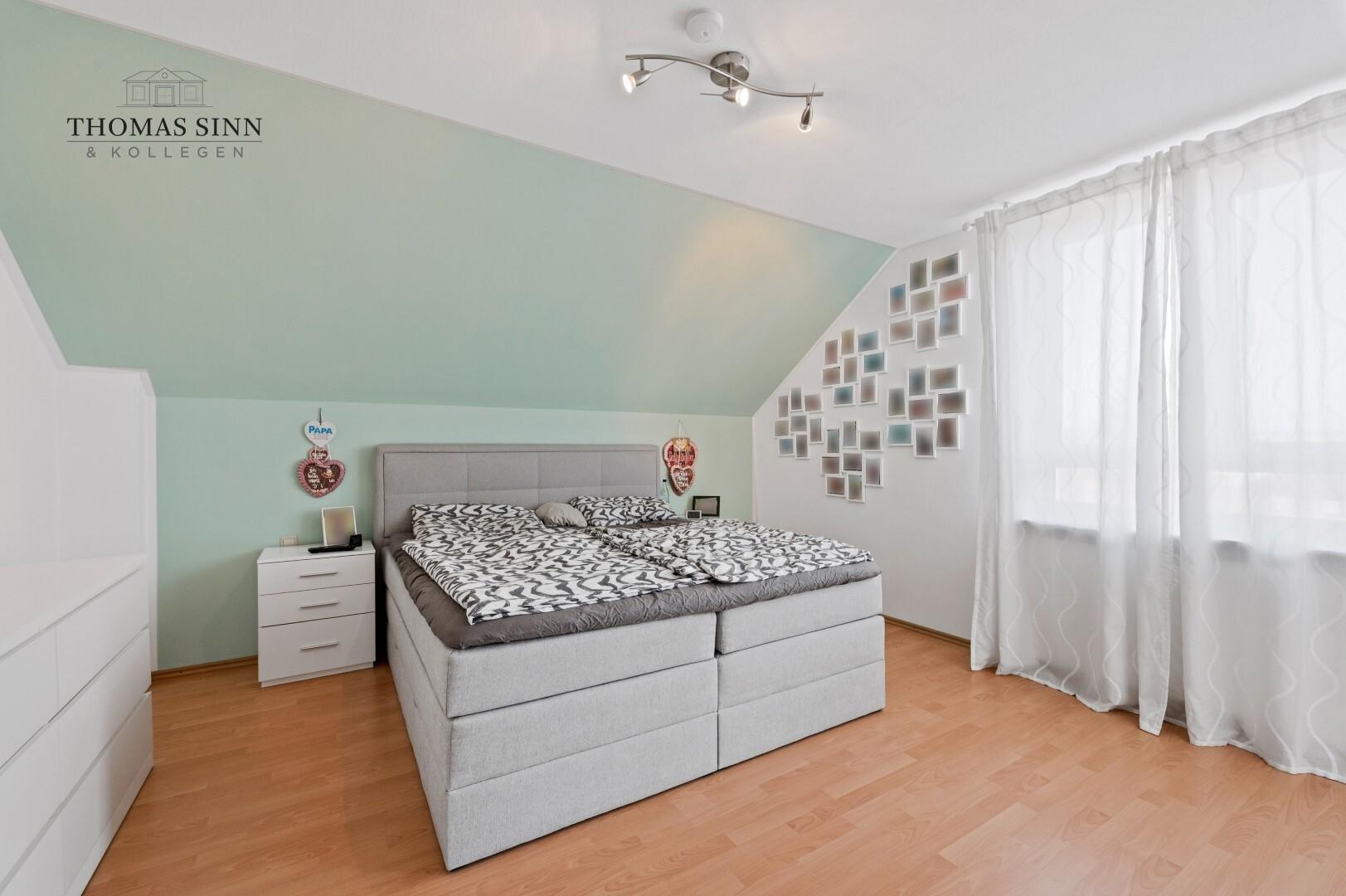 OG: Schlafzimmer