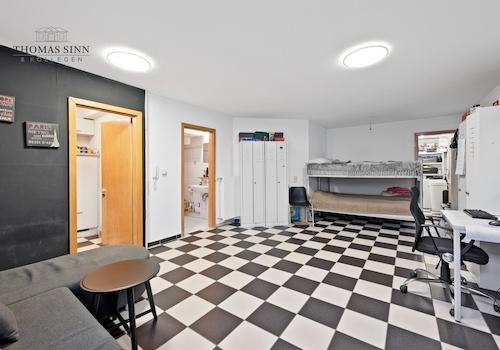 UG: Einliegerwohnung/Wohnraum