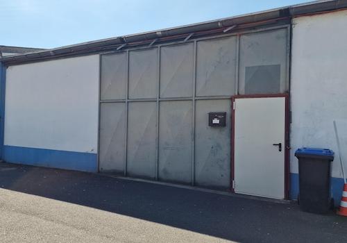 Hallen Eingang