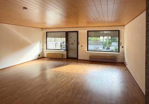 Wohnzimmer im EG (Ansicht 1)
